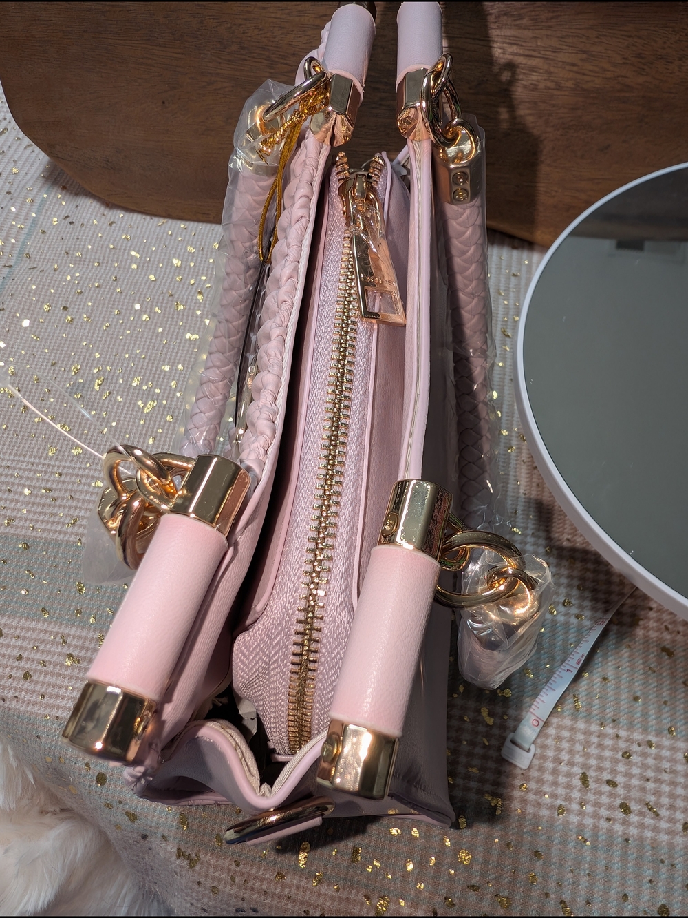 H-115 bebe Erika Mini Shopper Textured Top-Handle Satchel In Dusty Pink - Picture 7 of 9
